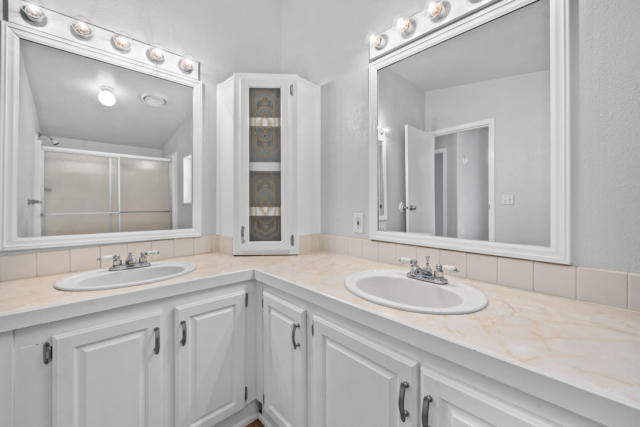 Sun Forest Estates - Residential