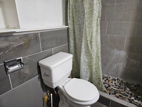 Tiny photo for 2847 Laverne Avenue, Klamath Falls, OR 97603 (MLS # 220212653)