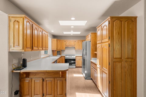 Tiny photo for 340 El Camino Way, Grants Pass, OR 97526 (MLS # 220223918)