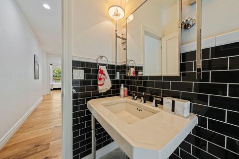 Tiny photo for 3374 NW Windwood Way, Bend, OR 97703 (MLS # 220215861)