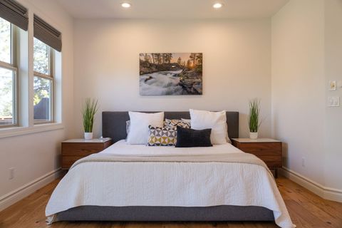 Tiny photo for 3374 NW Windwood Way, Bend, OR 97703 (MLS # 220215861)