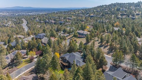 Tiny photo for 3374 NW Windwood Way, Bend, OR 97703 (MLS # 220215861)