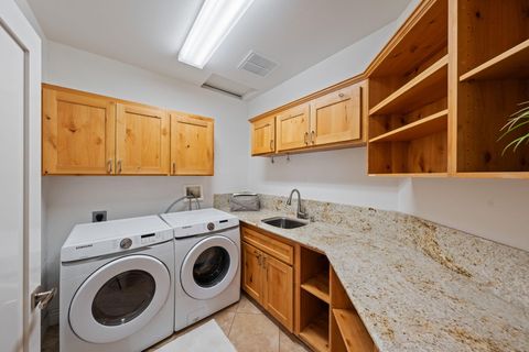 Tiny photo for 3374 NW Windwood Way, Bend, OR 97703 (MLS # 220215861)