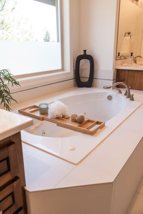 Tiny photo for 3374 NW Windwood Way, Bend, OR 97703 (MLS # 220215861)