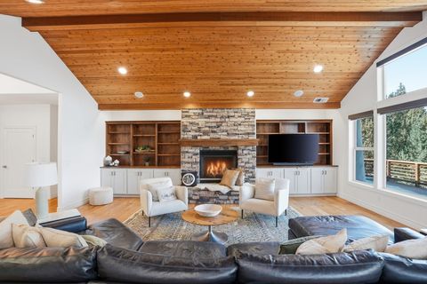 Tiny photo for 3374 NW Windwood Way, Bend, OR 97703 (MLS # 220215861)