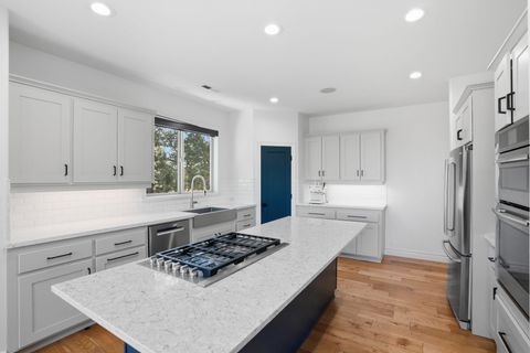 Tiny photo for 3374 NW Windwood Way, Bend, OR 97703 (MLS # 220215861)