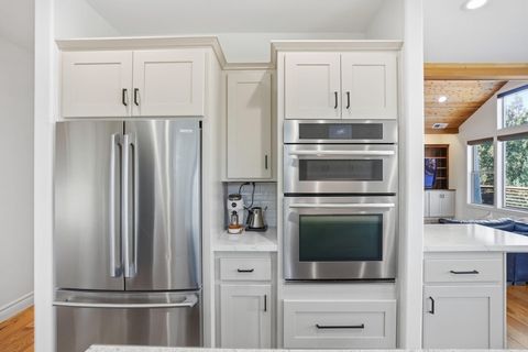 Tiny photo for 3374 NW Windwood Way, Bend, OR 97703 (MLS # 220215861)