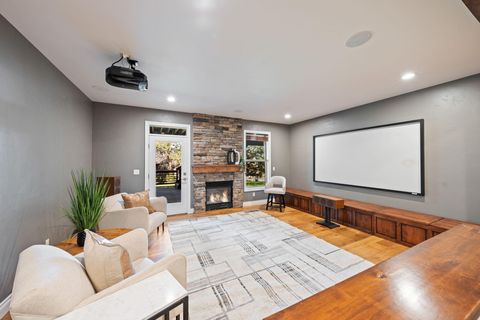 Tiny photo for 3374 NW Windwood Way, Bend, OR 97703 (MLS # 220215861)