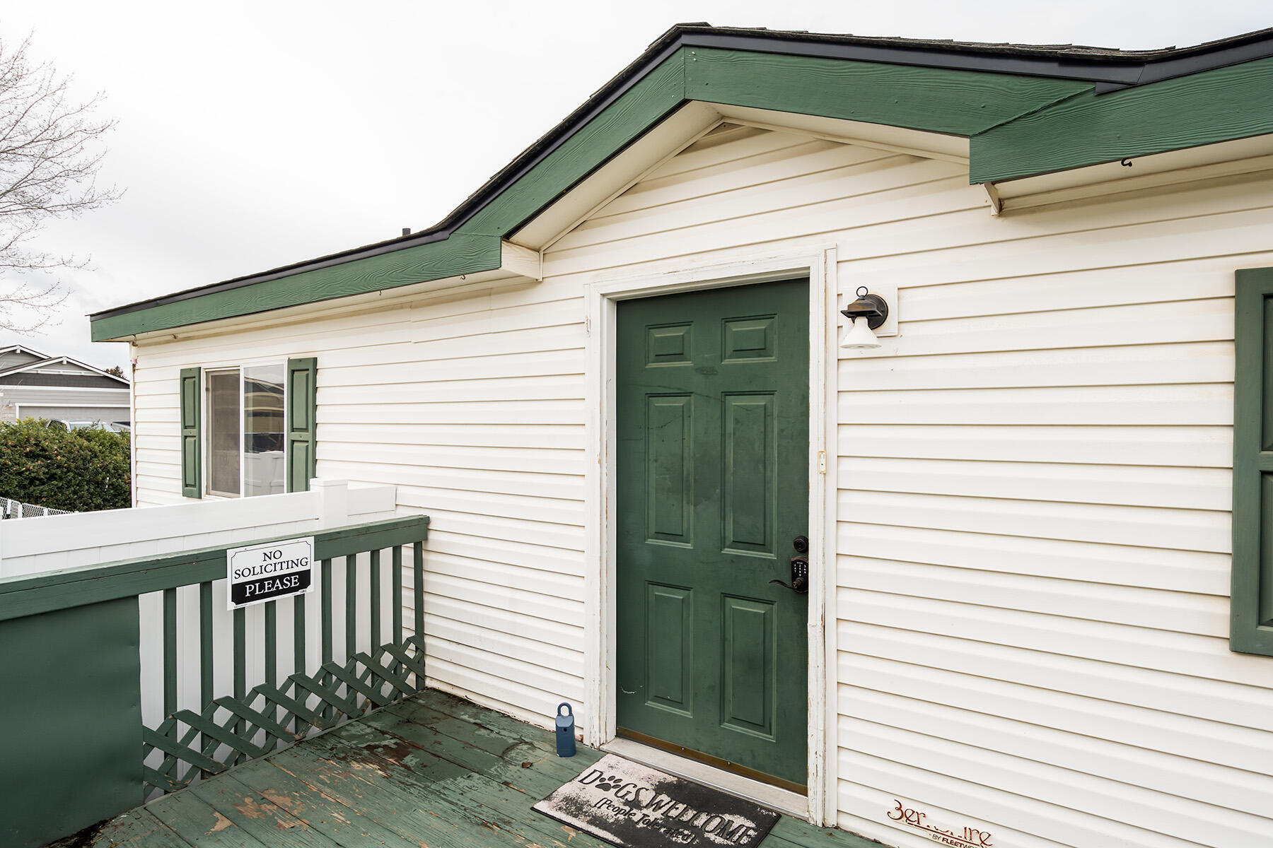 2476 SW Mariposa Loop