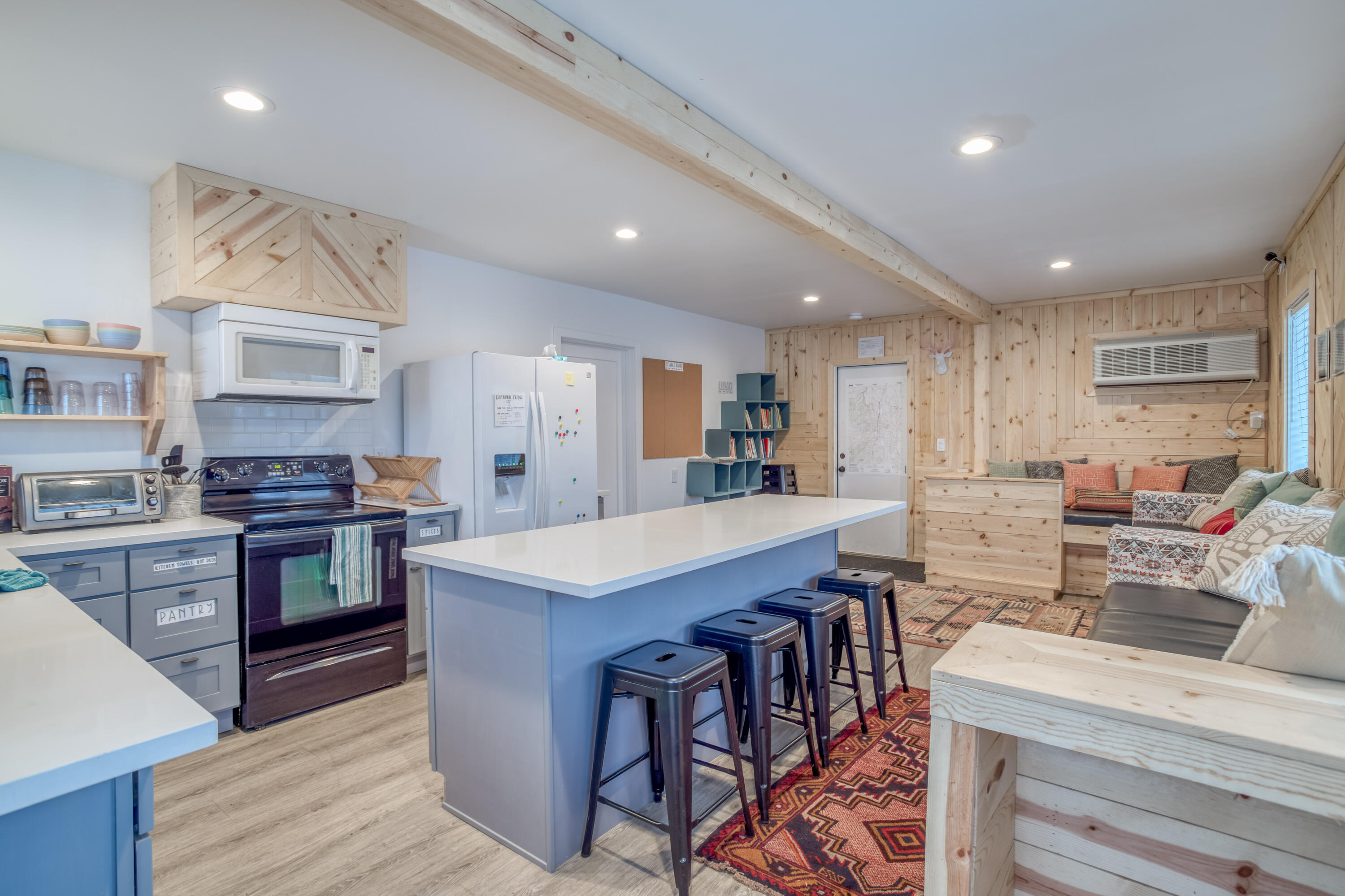 Orokla - Commercial Sale