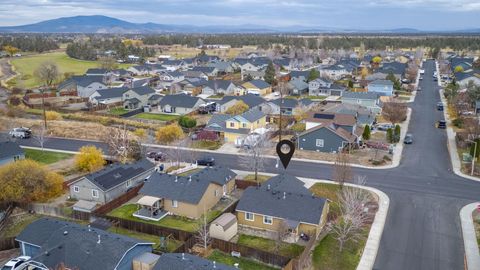 Tiny photo for 2607 NE 5th Street, Redmond, OR 97756 (MLS # 220212064)