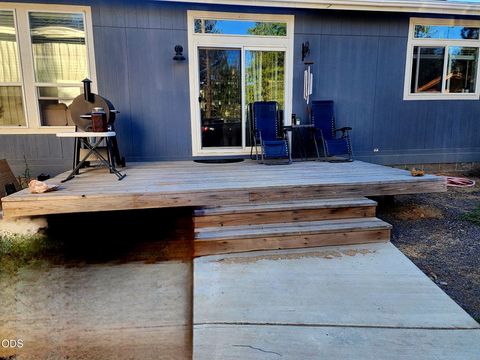 Tiny photo for 52895 Shady Lane, La Pine, OR 97739 (MLS # 220224652)