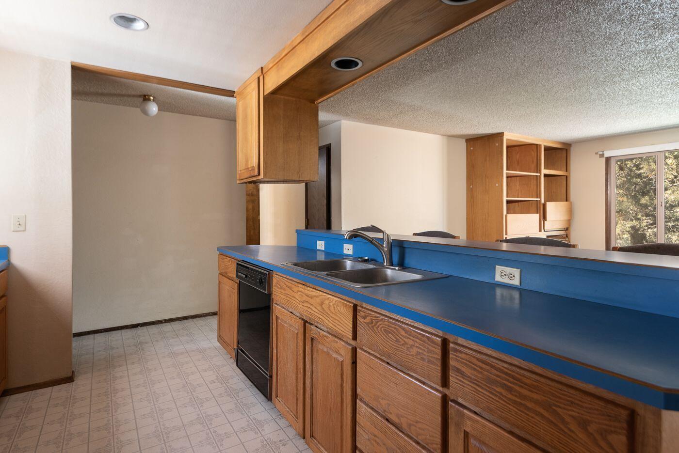 63905 Sunrise Circle
