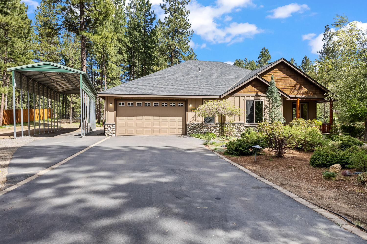 55020 Forest Lane