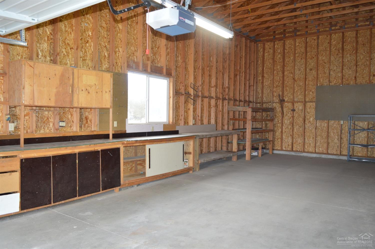 Crestridge Estate - Residential