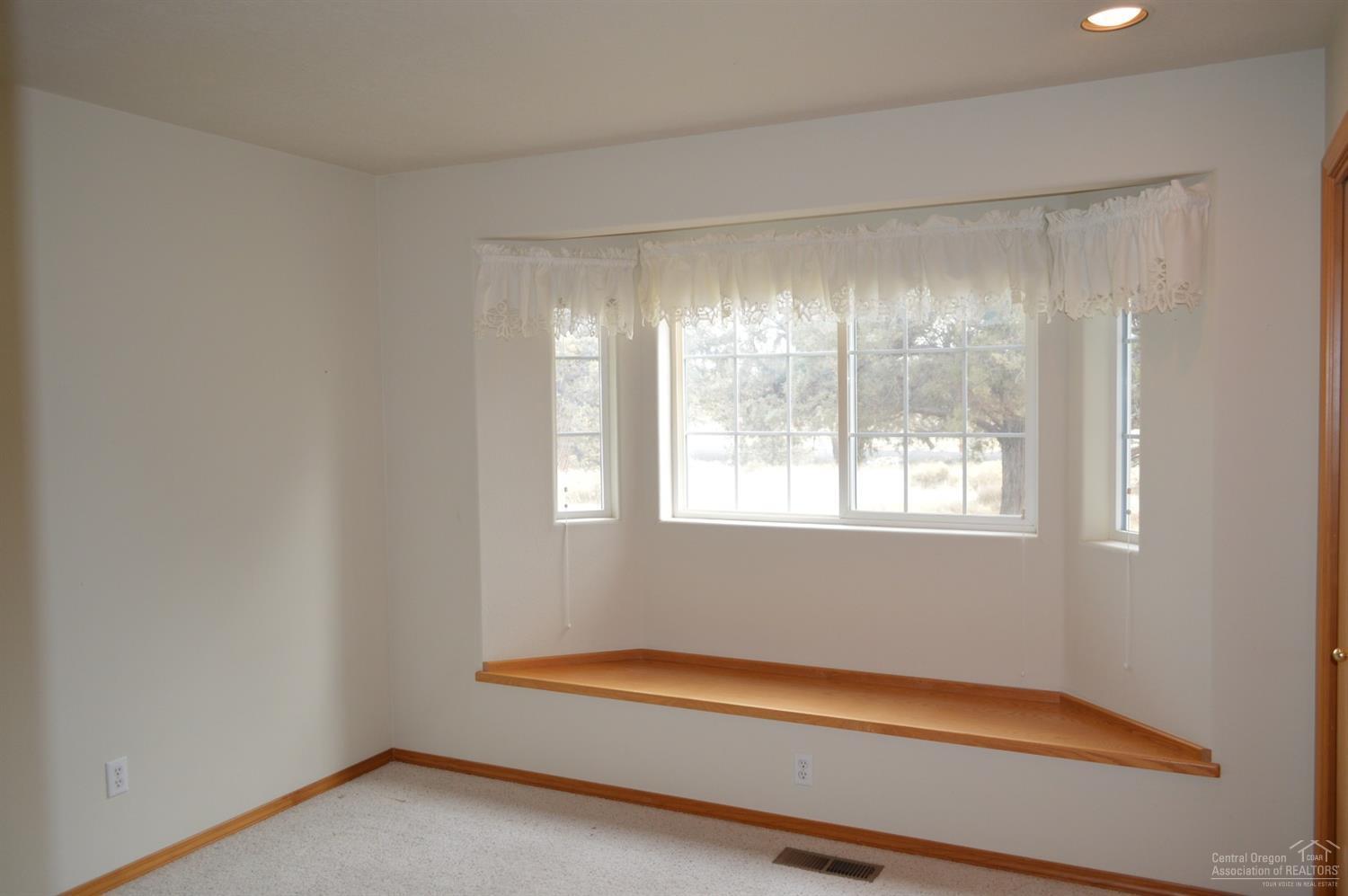 Crestridge Estate - Residential