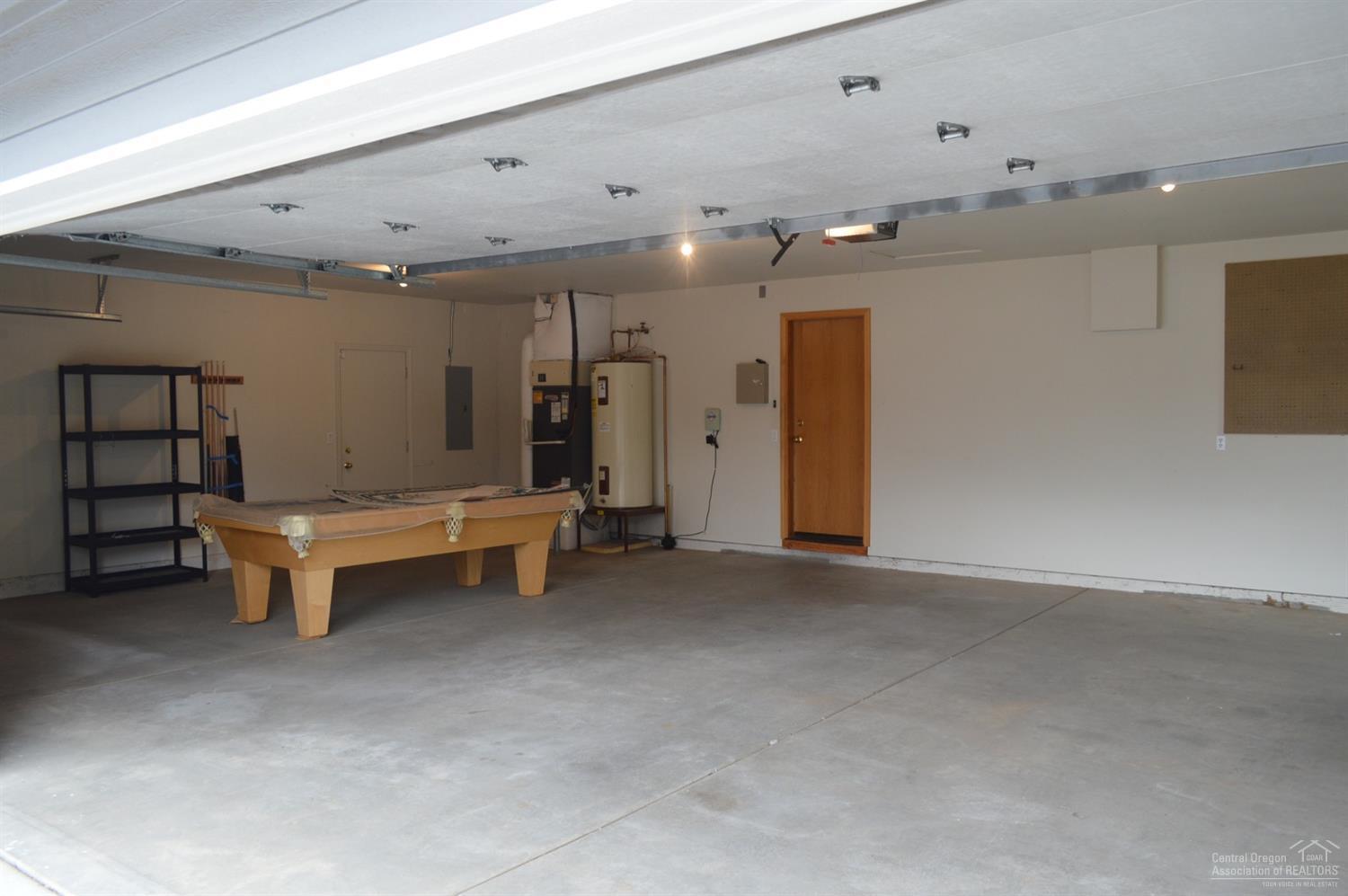 Crestridge Estate - Residential