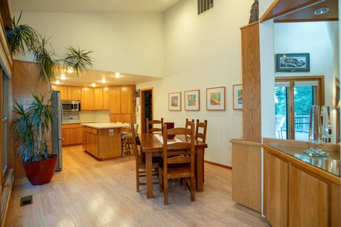 Tiny photo for 57627 Cultus Lane #8, Sunriver, OR 97707 (MLS # 220220064)
