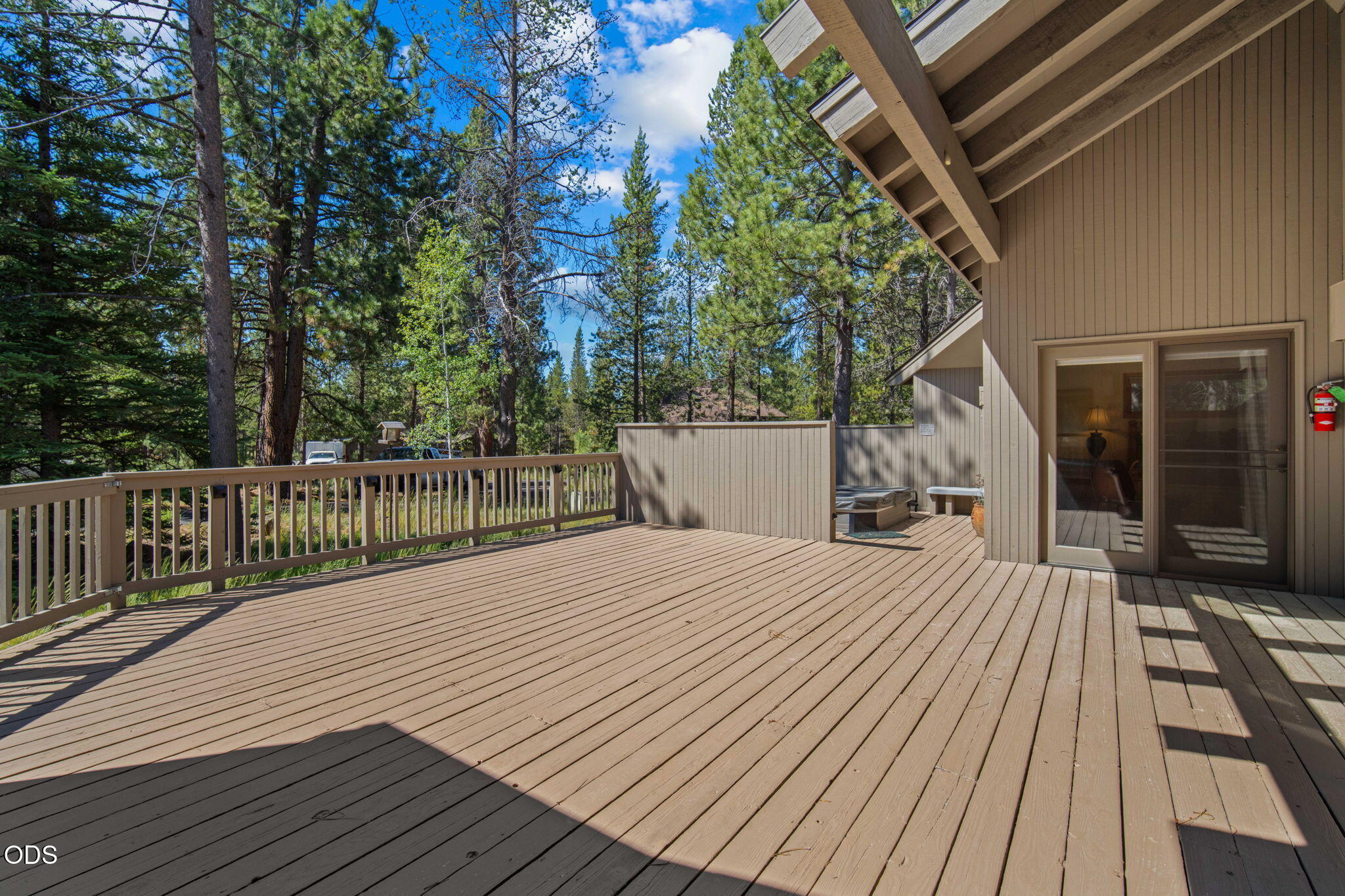 57627 Cultus Lane 8