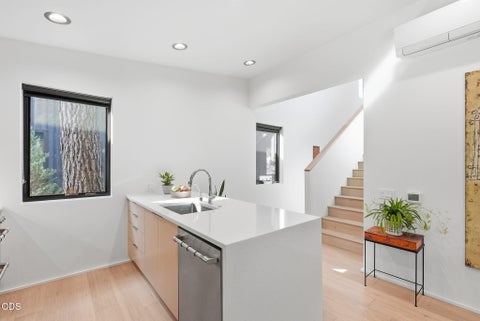 Tiny photo for 632 N Sisters Woodlands Way #20, Sisters, OR 97759 (MLS # 220226855)