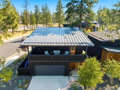 Tiny photo for 632 N Sisters Woodlands Way #20, Sisters, OR 97759 (MLS # 220226855)