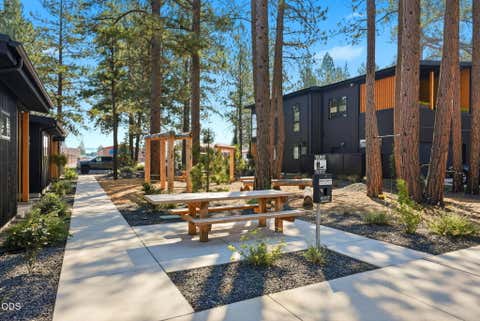 Tiny photo for 632 N Sisters Woodlands Way #20, Sisters, OR 97759 (MLS # 220226855)