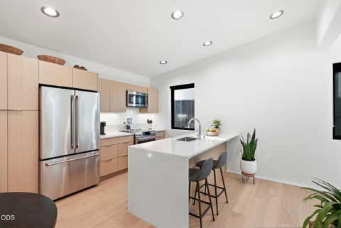 Tiny photo for 632 N Sisters Woodlands Way #20, Sisters, OR 97759 (MLS # 220226855)