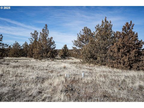 Tiny photo for 2629 SE Texas Circle, Prineville, OR 97754 (MLS # 220213225)