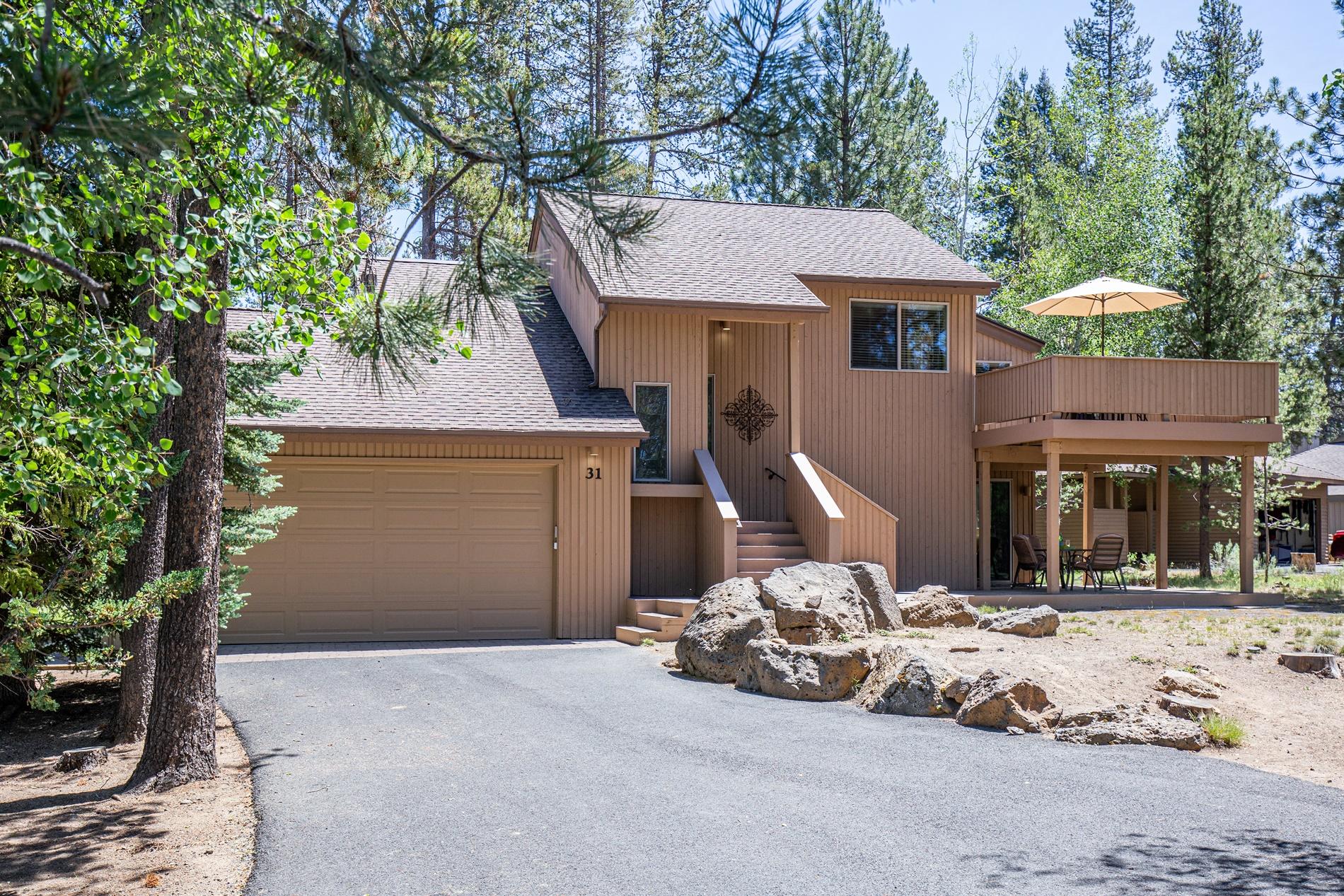 Fairway Crest Village - Residential