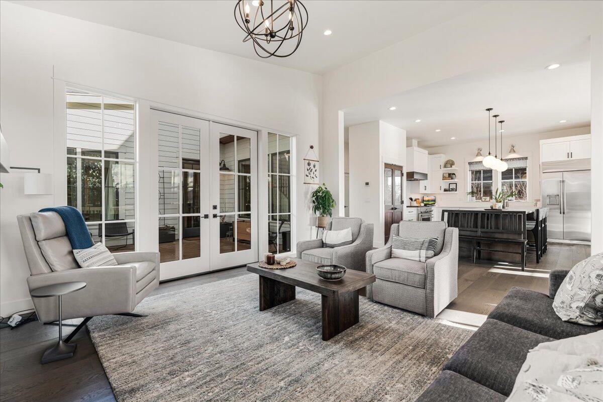 Discovery West Phase 1 - Residential