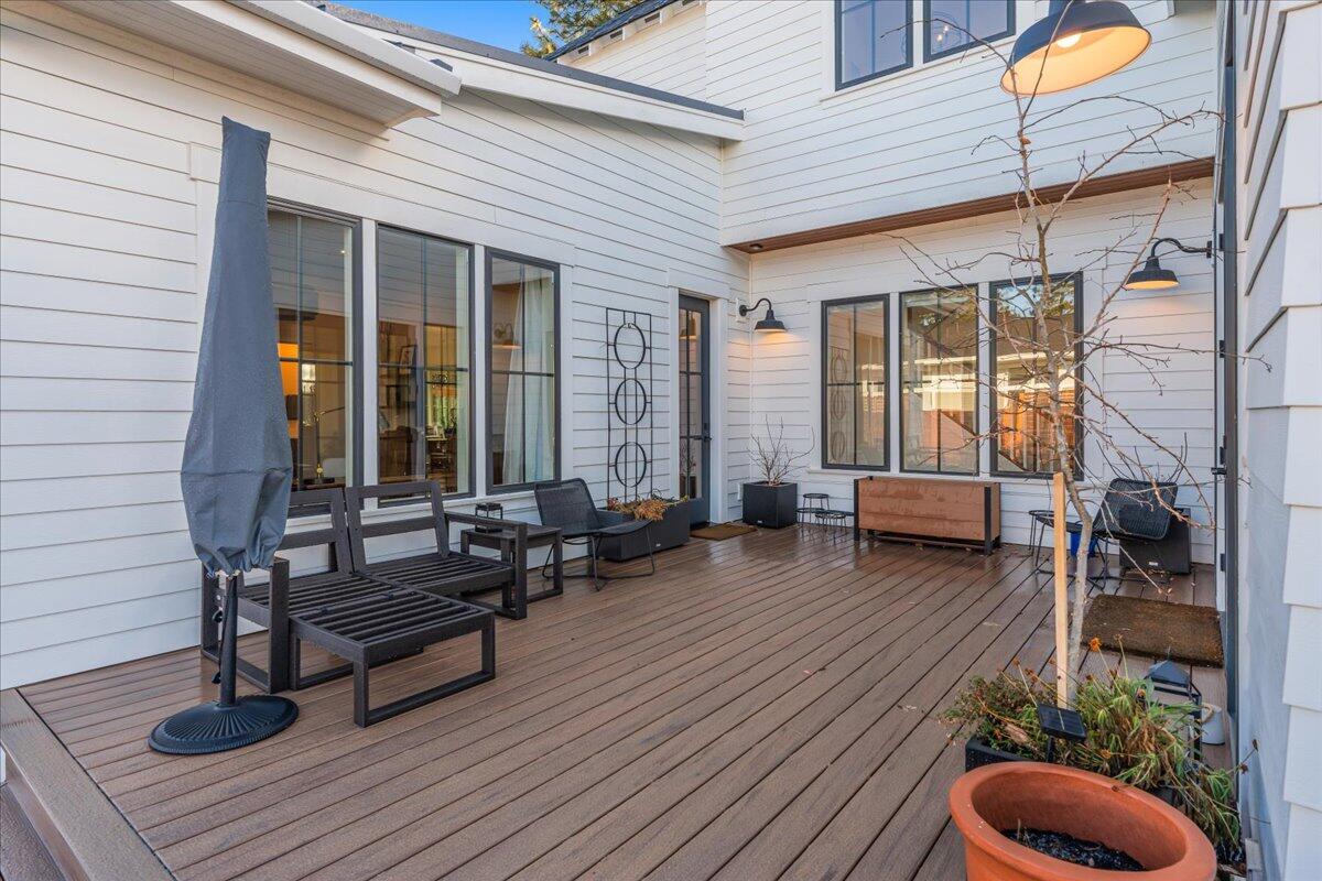 Discovery West Phase 1 - Residential