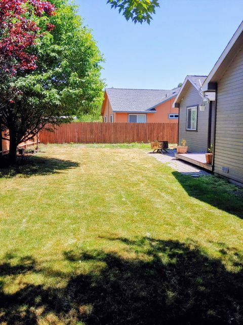 Tiny photo for 5151 Regency Drive, Klamath Falls, OR 97603 (MLS # 220212474)