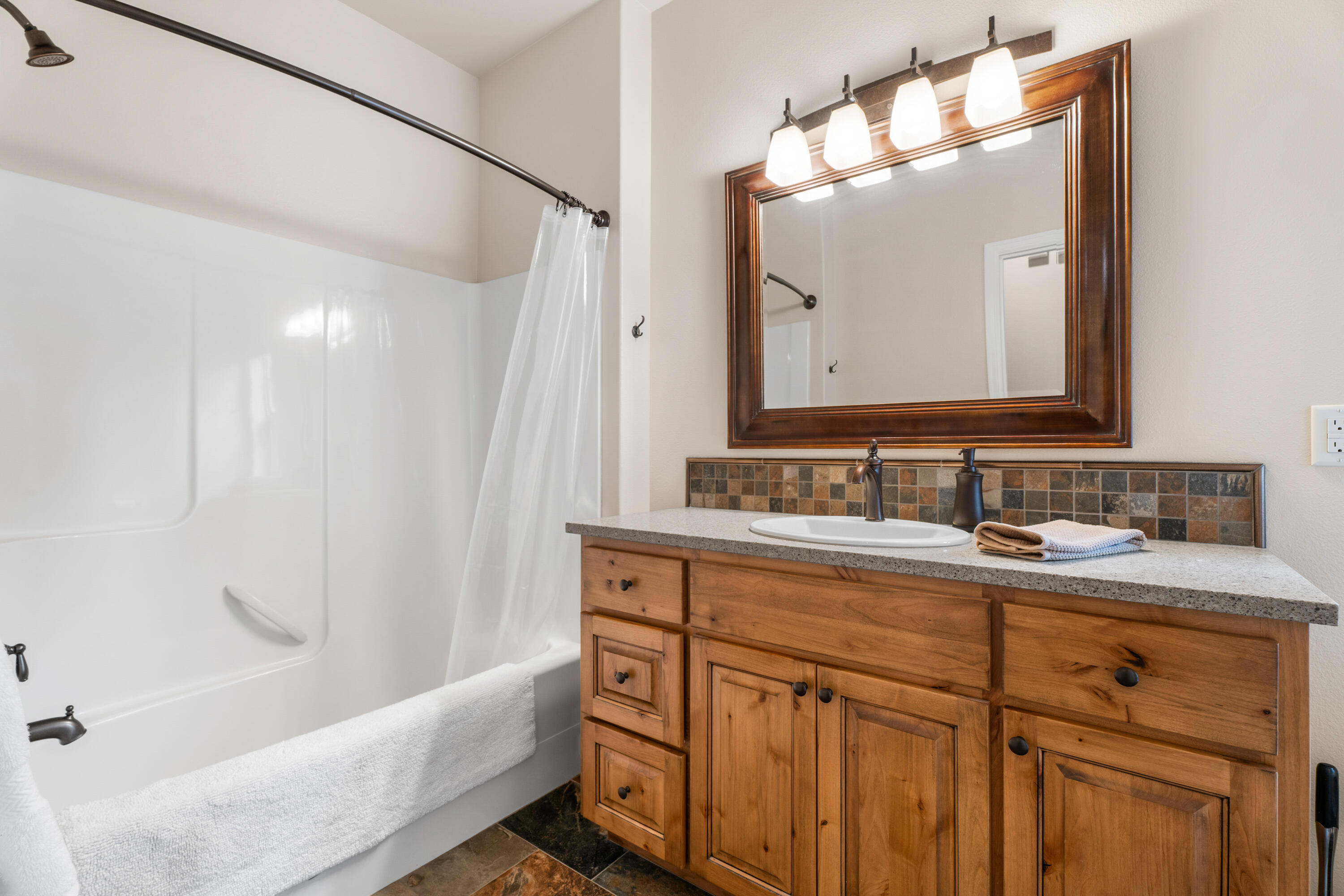 Eagle Crest - Residential