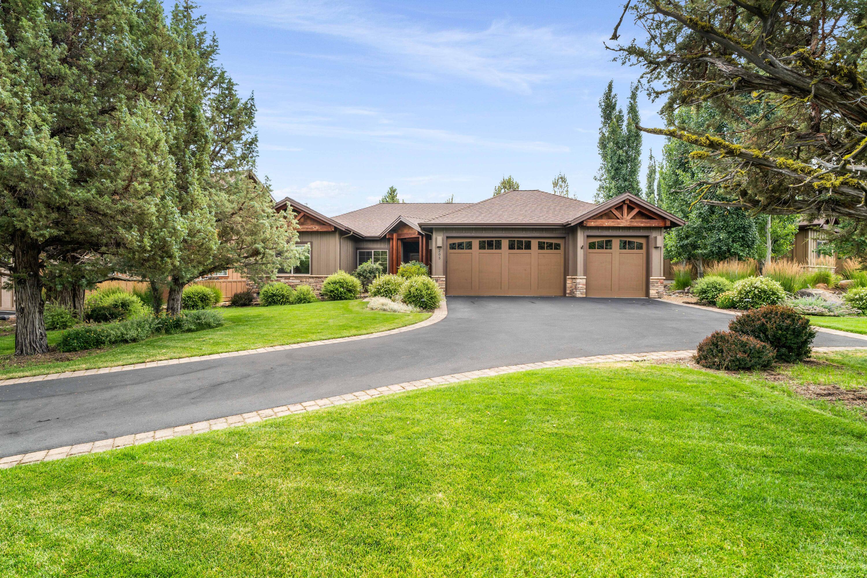 Eagle Crest - Residential