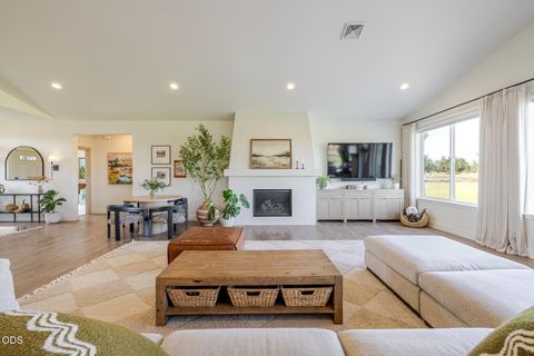 Tiny photo for 64794 Hunnell Road, Bend, OR 97703 (MLS # 220224449)