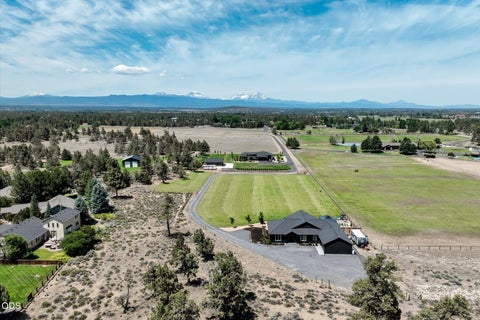Tiny photo for 64794 Hunnell Road, Bend, OR 97703 (MLS # 220224449)