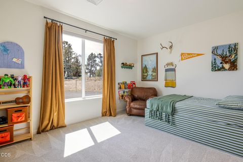 Tiny photo for 64794 Hunnell Road, Bend, OR 97703 (MLS # 220224449)