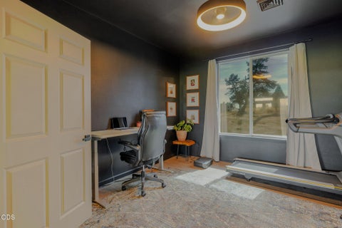 Tiny photo for 64794 Hunnell Road, Bend, OR 97703 (MLS # 220224449)
