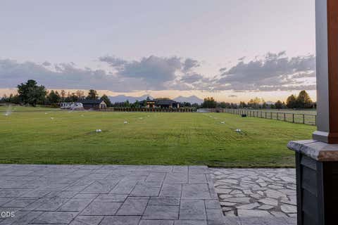 Tiny photo for 64794 Hunnell Road, Bend, OR 97703 (MLS # 220224449)