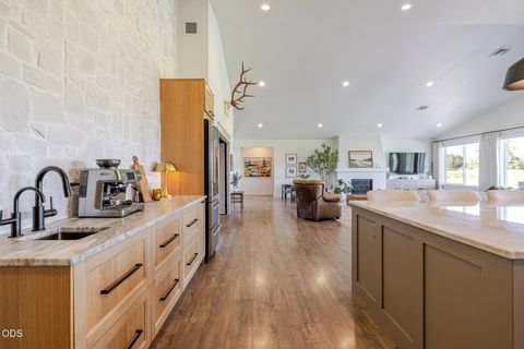 Tiny photo for 64794 Hunnell Road, Bend, OR 97703 (MLS # 220224449)