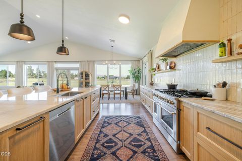 Tiny photo for 64794 Hunnell Road, Bend, OR 97703 (MLS # 220224449)