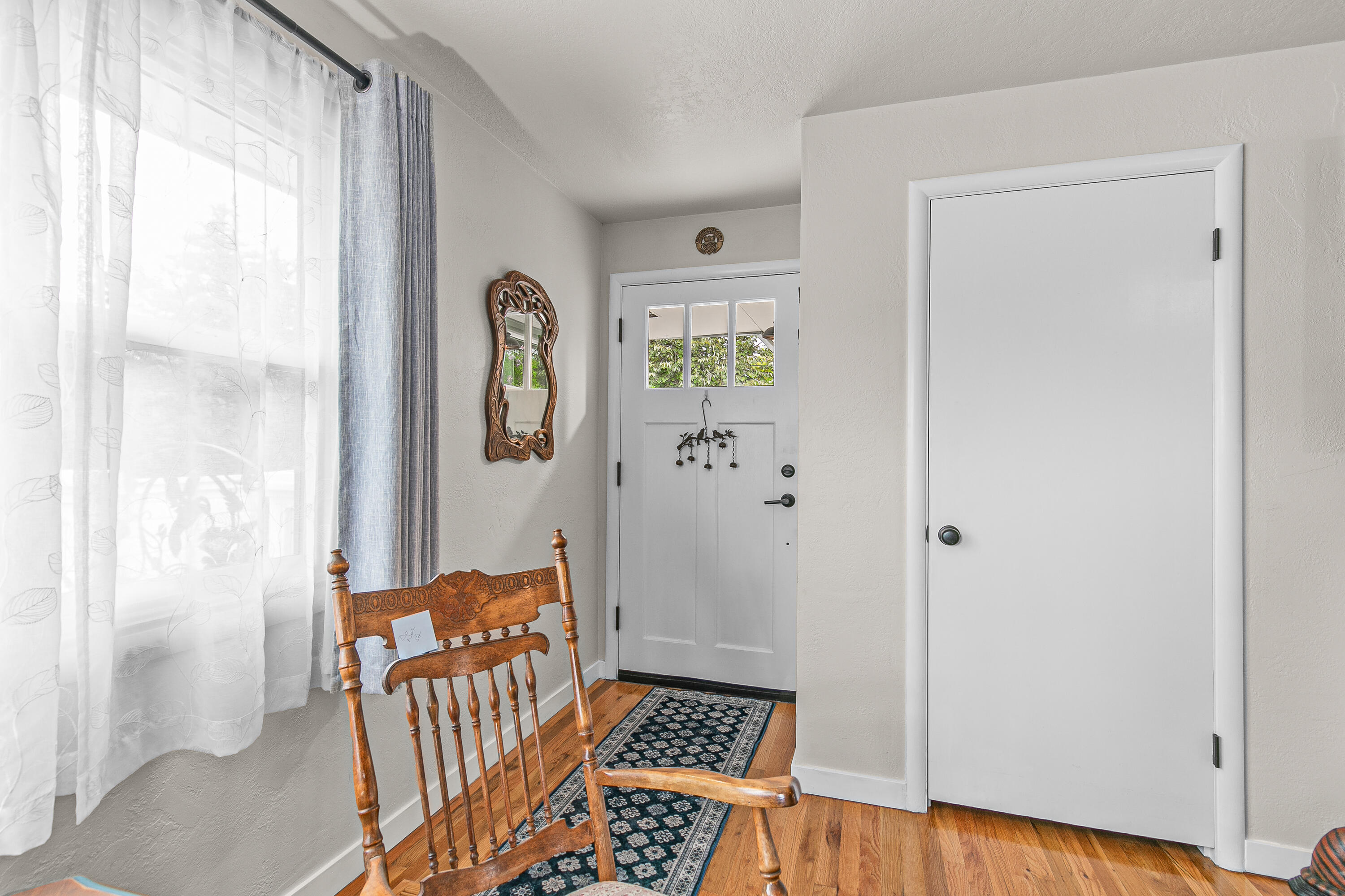 Country Club Manor - Residential