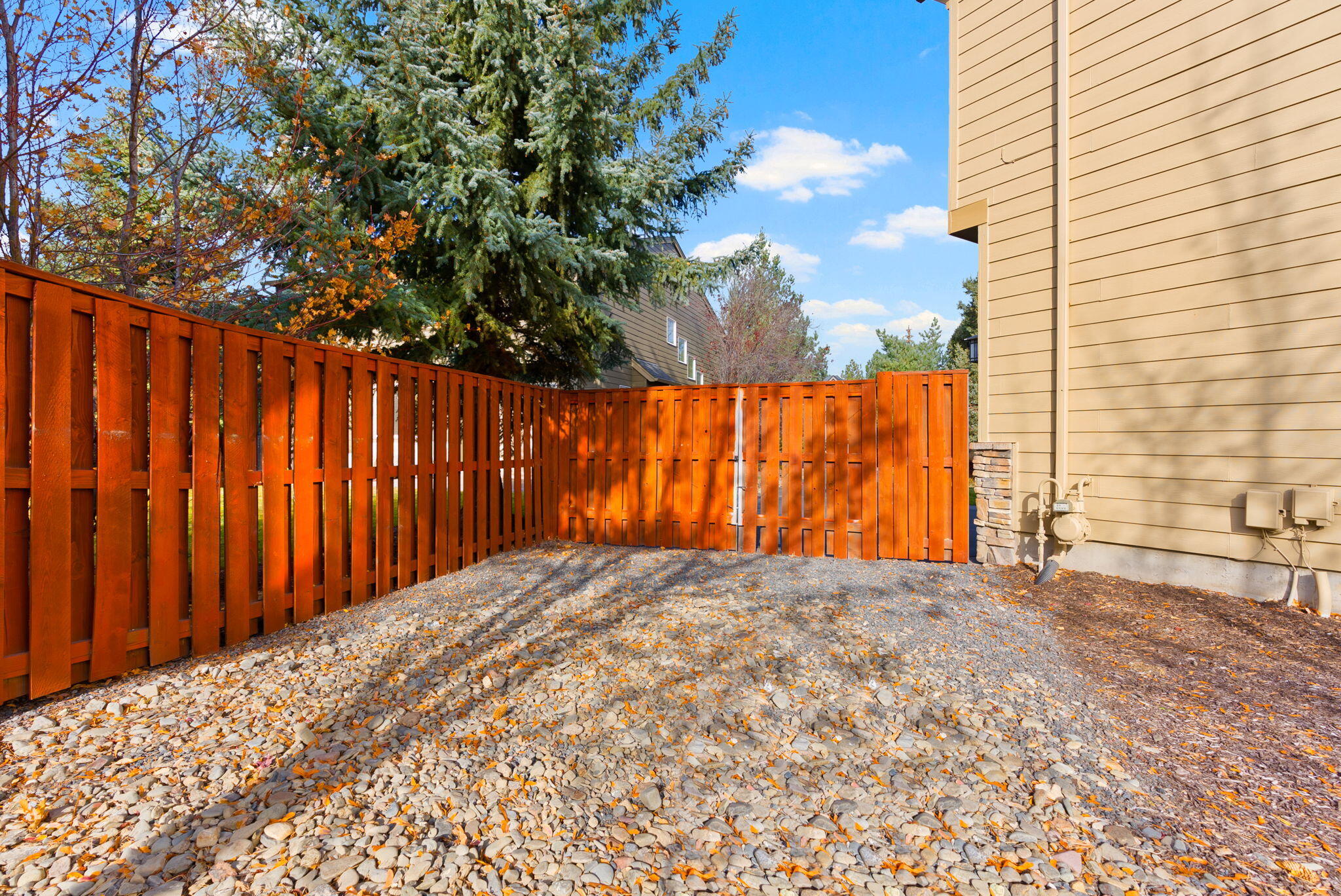 Lava Ridges - Residential