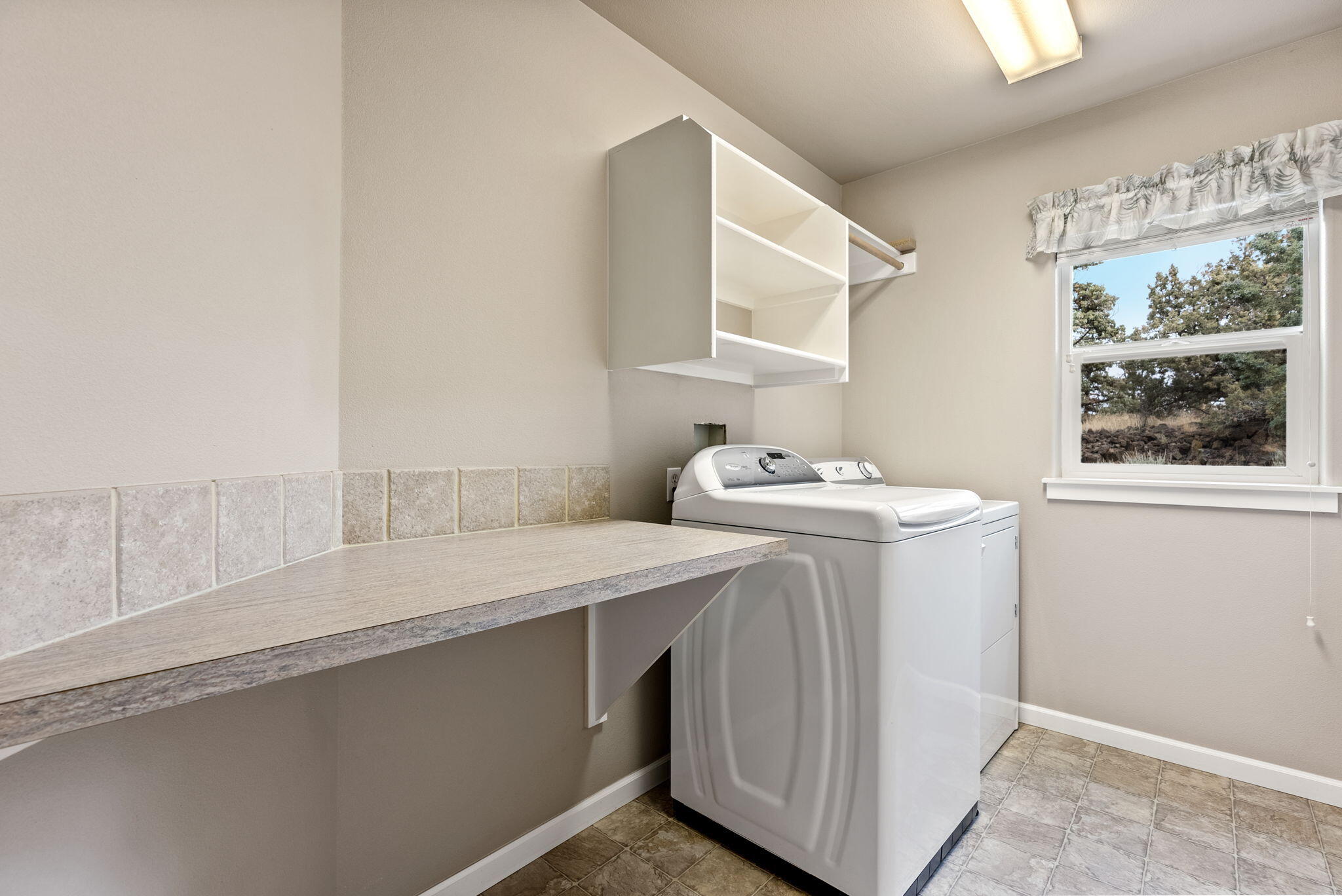 Lava Ridges - Residential