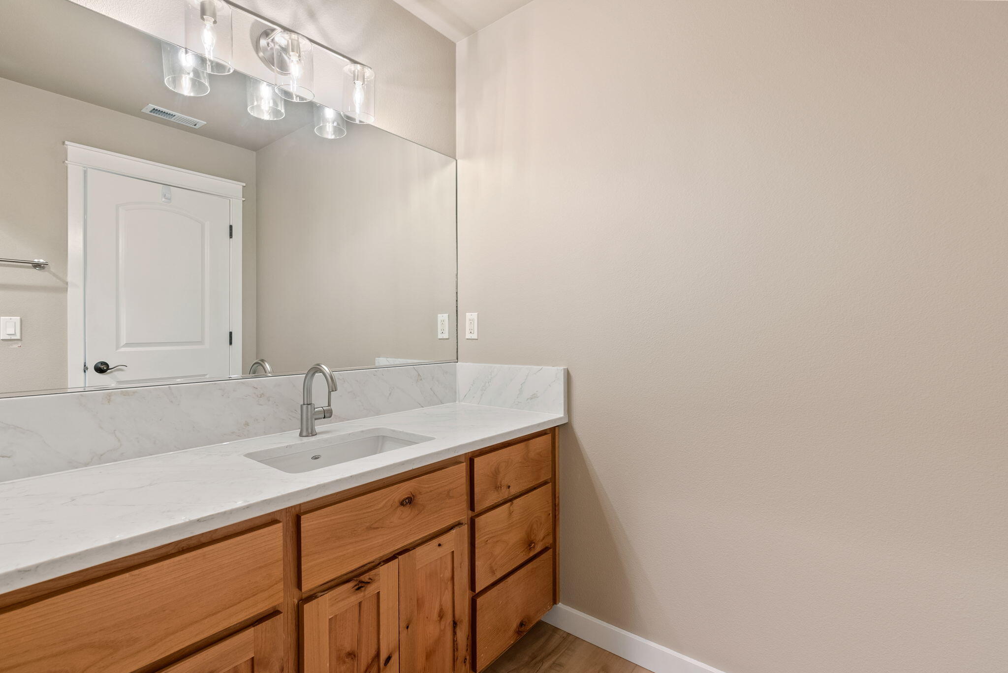 Lava Ridges - Residential