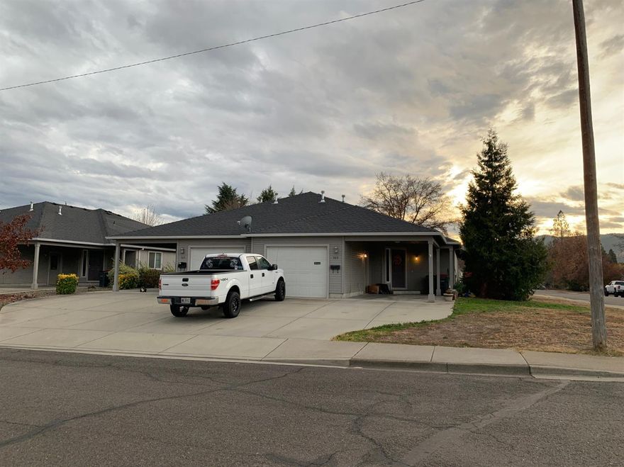 Just what you were waiting for! Perfect duplex situation for your 1031 exchange. In fact, there are two duplexes side by side for sale. OR learn how to House Hack! Live in one side and rent the other. One side is 3/2 and the other is 2/2. Both units have one car garages and carports, small low maintenance fenced back yards and indoor laundry. Vaulted ceilings make these newer units feel that more spacious.