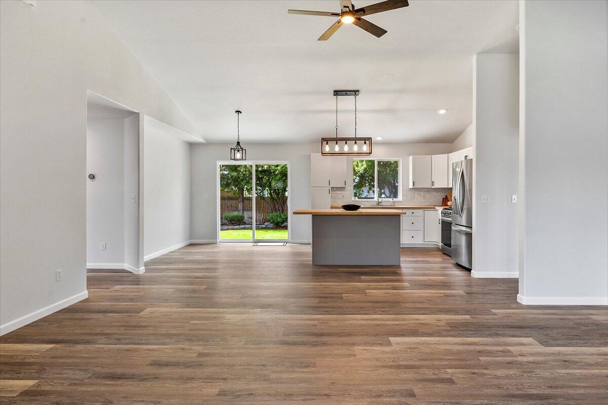 Canyon Point - Residential