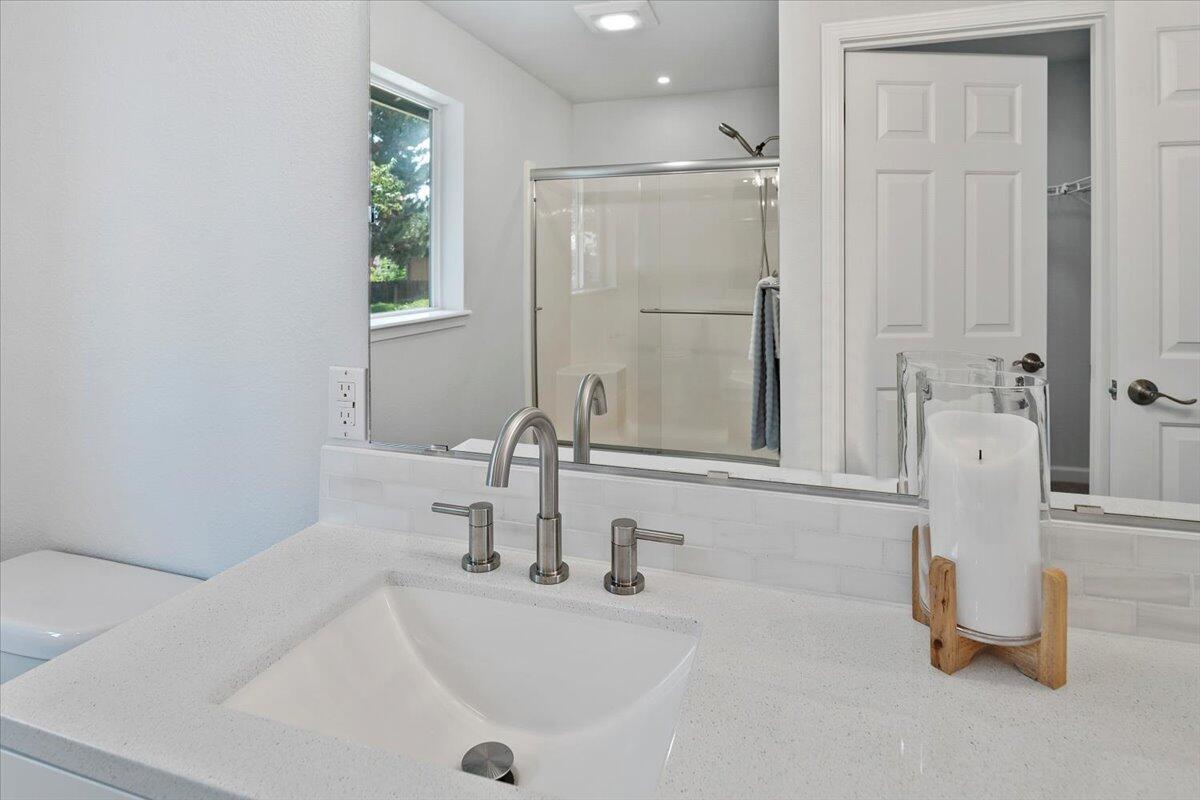 Canyon Point - Residential