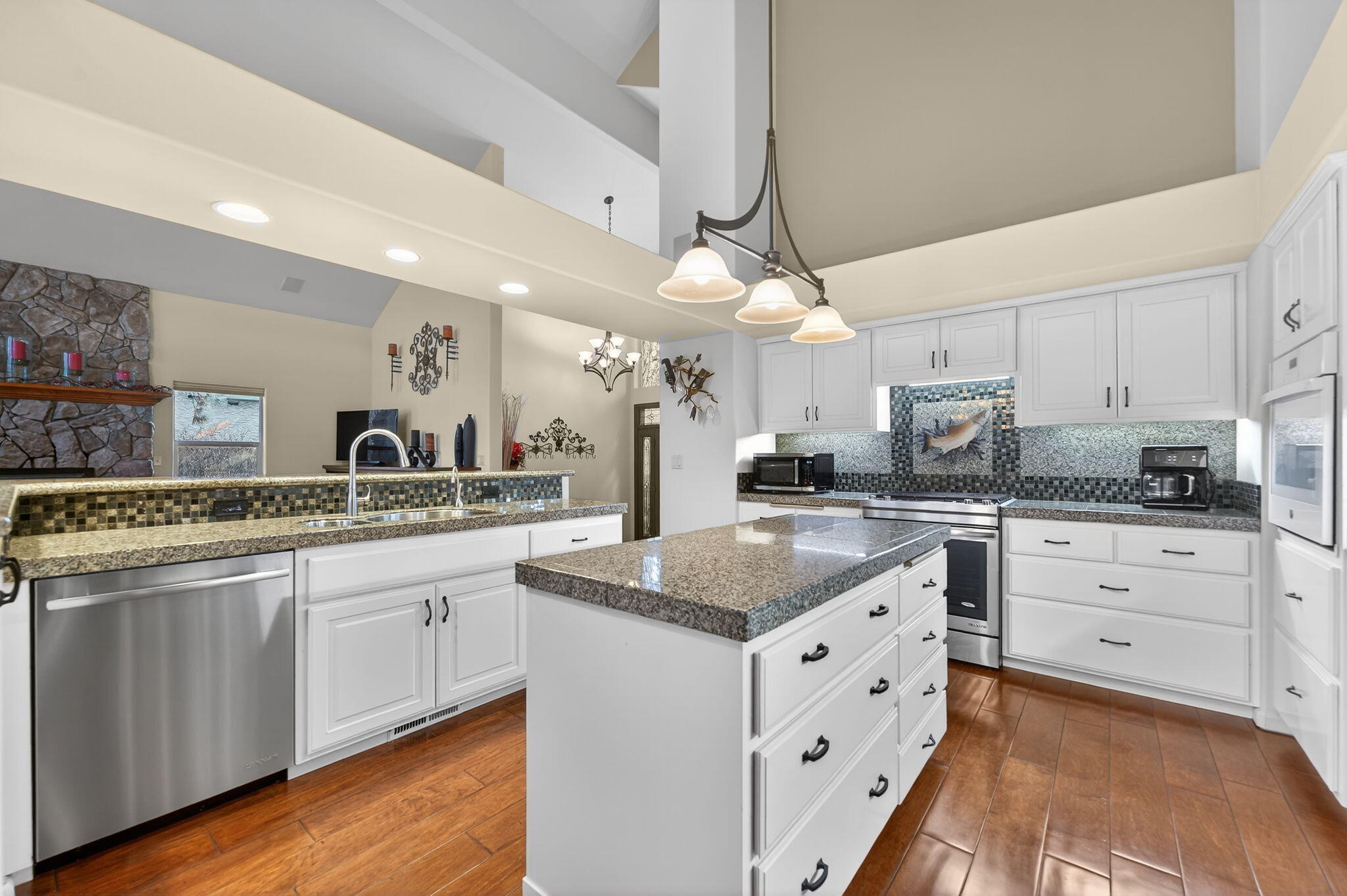 60644 Golf Village Loop