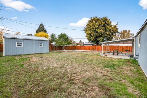 Tiny photo for 1125 NE McRae Court, Prineville, OR 97754 (MLS # 220211249)